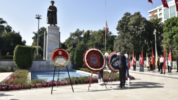 BAŞKAN ZEYDAN KARALAR, YEŞİLOBA ŞEHİTLİĞİ MÜZESİ’Nİ GENÇLERLE BİRLİKTE ZİYARET ETTİ