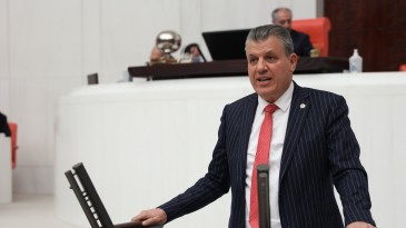 “ÜCRETLİ ÖĞRETMENE 4 BİN 173 LİRA REVA GÖRDÜLER”