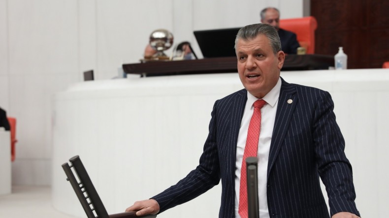 “ÜCRETLİ ÖĞRETMENE 4 BİN 173 LİRA REVA GÖRDÜLER”