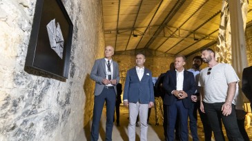 SEÇER: “TARSUS BÜYÜK BİR DEĞER”