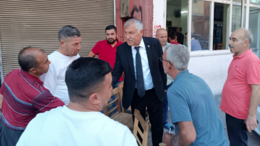 BAŞKAN ZEYDAN KARALAR MUHTARLARLA, ESNAFLA VE HEMŞEHRİLERİYLE BİR ARADA…