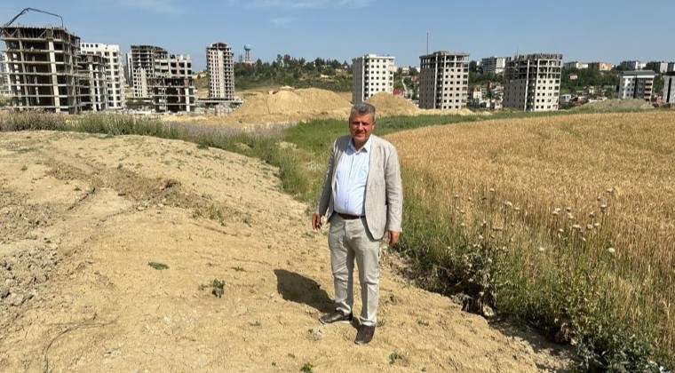 “TARIM TOPRAKLARI BETONA GÖMÜLÜYOR”