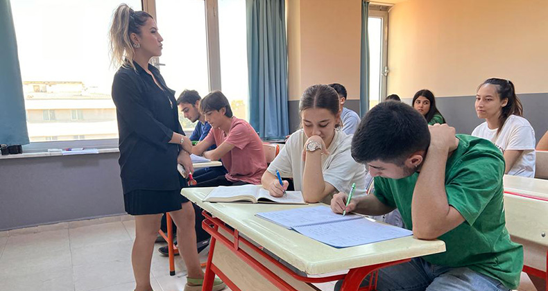 CEYHAN’DA EĞİTİM SEFERBERLİĞİ