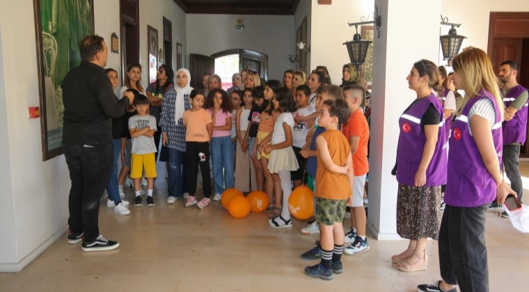 CUMHURİYETİN 100. YILINA ÖZEL “ÇOCUKLARA ADANA GEZİSİ” DÜZENLEDİ