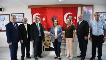 EMEKLİLER, ATEŞ PÜSKÜRDÜ