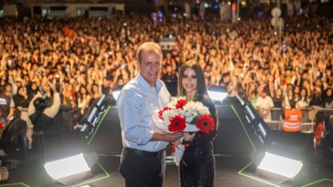 FESTİVAL COŞKUSU İLK GÜNDEN TÜM ŞEHRİ SARDI