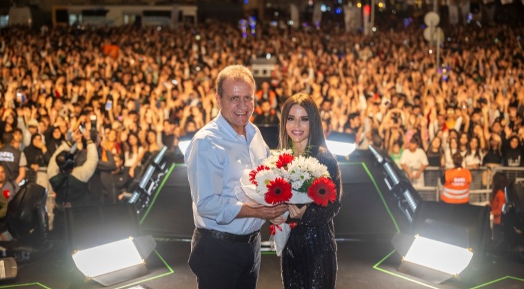 FESTİVAL COŞKUSU İLK GÜNDEN TÜM ŞEHRİ SARDI
