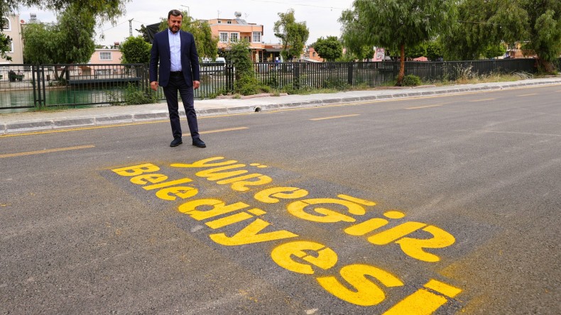 YÜREĞİR’İN YOLLARINA 4 BUÇUK YILDA 525 BİN TON ASFALT