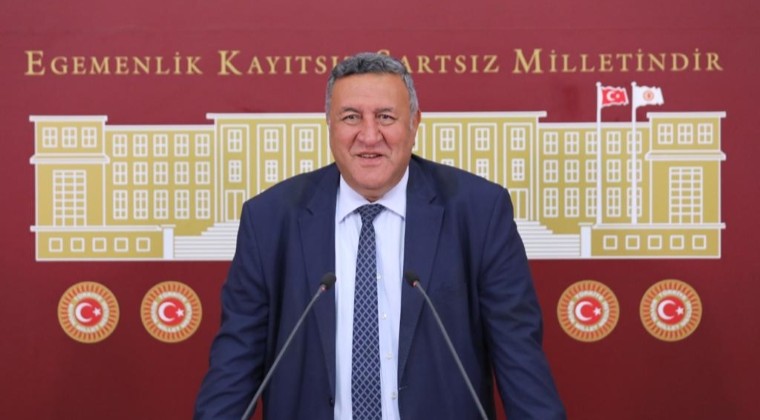 GÜRER: “ELEKTRİK BORCUNU ÖDEYEMEYEN ÇİFTÇİ, TARLASINI YABANCILARA SATIYOR!”