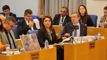 CHP’Lİ KIŞ’TAN, MERSİN’DE YATIRIMLARI TAMAMLAMAYAN HÜKÜMETE SERT TEPKİ