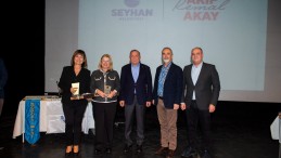 SEYHAN BELEDİYESİ’NDEN KADINLARI BİLİNÇLENDİREN PANEL