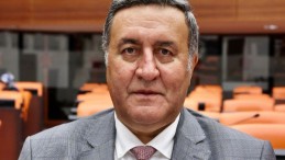 GÜRER: “MUTFAK YANIYOR AMA BANKACILIK SEKTÖRÜNÜN İŞİ İYİ”