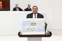 GÜRER: “SU DAN İŞLERİ BIRAKIN, KENDİ ÇİFTÇİNİZE DESTEK VERİN”