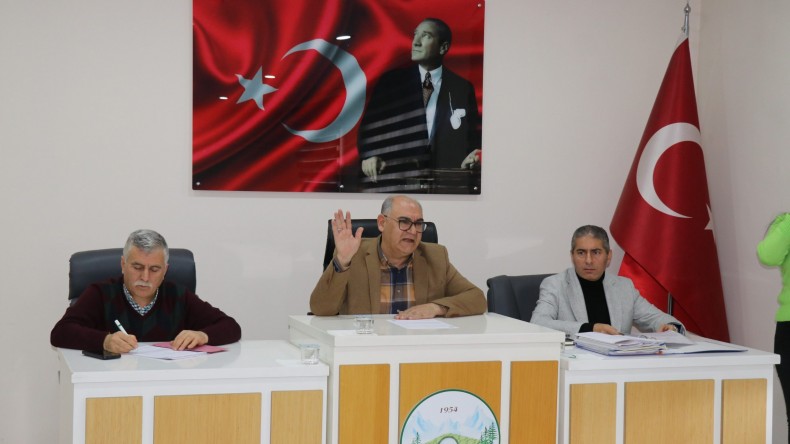 BAŞKAN ÇAY’DAN 101 PERSONELE 101 BİN LİRA İKRAMİYE