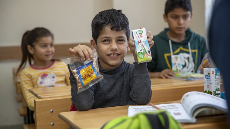 İHTİYAÇ SAHİPLERİNİN OMZUNDA, BÜYÜKŞEHİR’İN ELİ VAR