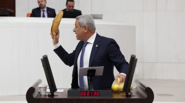 EKONOMİK KRİZ EN ÇOK ÇOCUKLARI VURUYOR