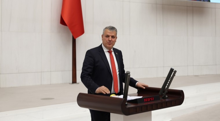 “DEPREM YIKTI, FİRARİLER KAYIP”