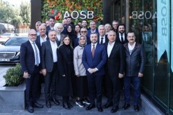 BAŞKAN KOCAİSPİR AOSB’DE SANAYİCİLERLE BİR ARAYA GELDİ