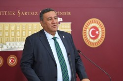 GÜRER: “ET VE SÜT KURUMUNUN İTHALAT YAPMASI İLE SORUNLAR BİTMEZ”