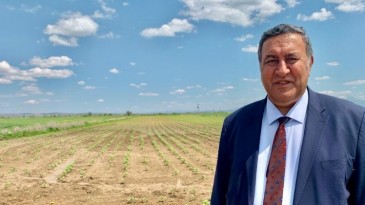 “VERİMLİ TARIM ARAZİLERİNİN YABANCILARA SATIŞI SINIRLANDIRILMALIDIR”