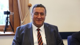 GÜRER: “TMO 5 YILDA 4 MİLYAR 66 MİLYON LİRA FAİZ ÖDEMİŞ”