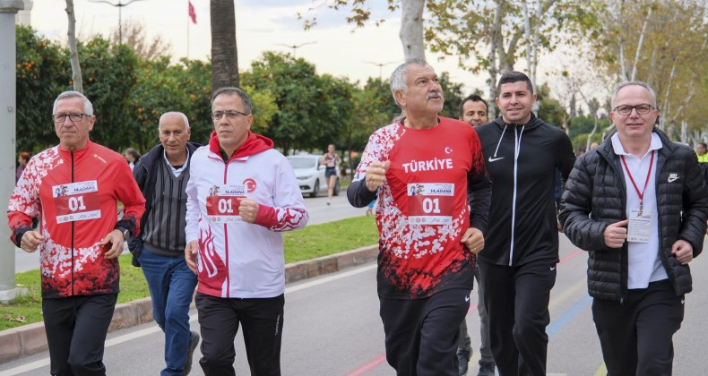 ULUSLARARASI 14. ADANA KURTULUŞ YARI MARATONU REKOR KATILIMLA GERÇEKLEŞTİ