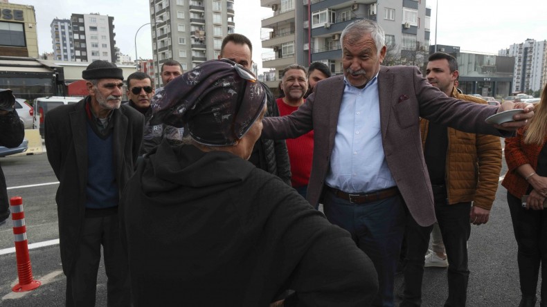 ZEYDAN KARALAR ÇALIŞIYOR, ADANA’NIN SORUNLARI TARİH OLUYOR