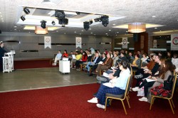 ECZ. YALBUZDAĞ, “İLAÇ YOKLUĞU ARTIK İNSAN SAĞLIĞINI TÜKETMEYE BAŞLADI”