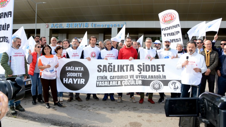 DR. SUNTUR, “DEVLETİN MEMURUNA ATILAN YUMRUK ASLINDA DEVLETE ATILMIŞTIR”