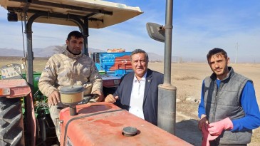 ÜRETİCİ: “TRAKTÖRÜN LASTİĞİ BİLE 20 BİN LİRAYI GEÇTİ”