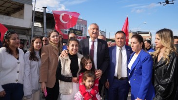 “ADANA BİZİM İMAMOĞLU BİZİM.”