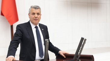 AYHAN BARUT: DAHA GÜZEL GÜNLERDE NİCE BAYRAMLAR KUTLAYACAĞIZ