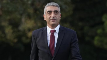 CHP’Lİ HÜSEYİN ORHAN’DAN ERDEMLİ DAVRANIŞ