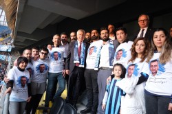 UMUT DİMDİK AYAKTA