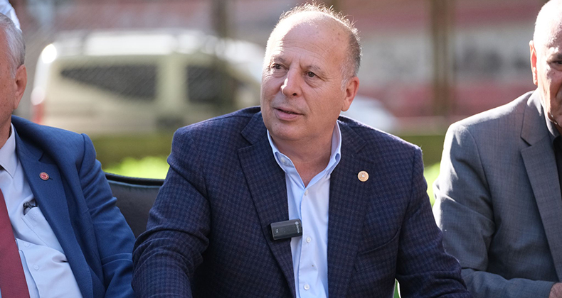ALİ DEMİRÇALI: ONLAR BAKANLARINA BEN HALKIMA GÜVENİYORUM