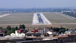 AYHAN BARUT, HAVAALANI İÇİN İKTİDARA SERT ÇIKTI