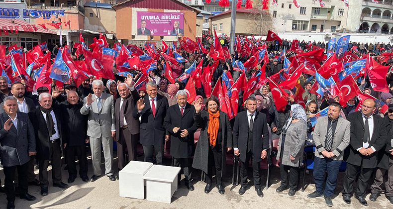 CHP’Lİ MİLLETVEKİLLERİ UZAK İLÇELERE ÇIKARMA YAPTI