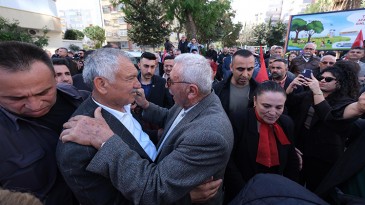 ZEYDAN KARALAR, ADANA’YI KARIŞ KARIŞ GEZİYOR