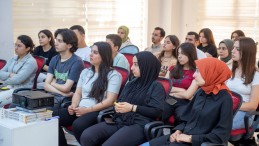 SEYHAN’DAN ÖĞRENCİLERE, “ SINAV KAYGISI” EĞİTİMİ