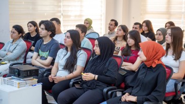 SEYHAN’DAN ÖĞRENCİLERE, “ SINAV KAYGISI” EĞİTİMİ