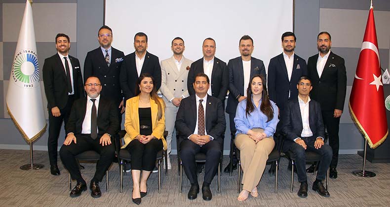 5. KEZ BAŞKAN OLDU, İDDİALI KONUŞTU, SİTEM ETTİ…