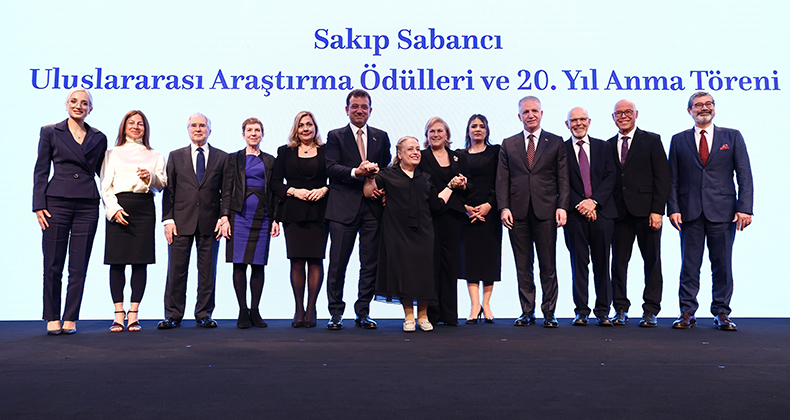 SAKIP SABANCI YAPAY ZEKAYLA MESAJ YOLLADI…