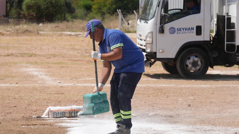 SEYHAN’DA, BAYRAM SONRASI KAPSAMLI TEMİZLİK ÇALIŞMASI