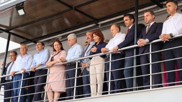 CHP ADANA İL ÖRGÜTÜ GELENEKSEL BAYRAMLAŞMA TÖRENİNİ GERÇEKLEŞTİRDİ