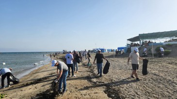 KARATAŞ’TA ÇEVRE FARKINDALIĞI ETKİNLİĞİ…