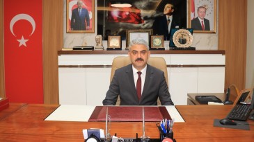 BAŞKAN ALİ AVAN YÜZLERCE EMEKLİYE 2 BİN TL KURBAN YARDIMI YAPTI