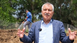 MEYVE İHRACATININ DÜŞMANI AKDENİZ MEYVE SİNEĞİ İLE TOPYEKÛN MÜCADELE