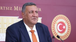 “VATANDAŞ GELİRİNİ BANKALARA FAİZ OLARAK ÖDÜYOR”