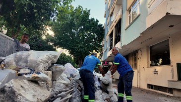 BAŞKAN TEKİN ÇÖP ATANLARA SESLENDİ: ATMA!