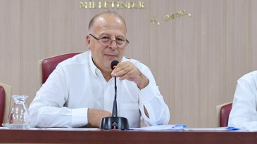 “BU BELEDİYENİN SGK VE VERGİ BORCU YOKTUR”